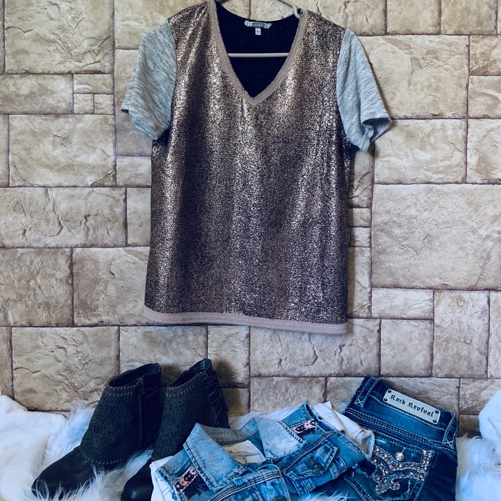 𝙂𝙄𝙈𝙈𝙄𝘾𝙆𝙎 by 𝘽𝙆𝙀 Foiled ɢᴏʟᴅ Bronze Top